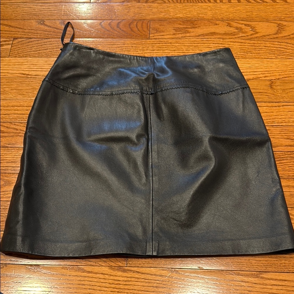 Cache Black Leather Skirt,size 2 - Picture 4 of 9